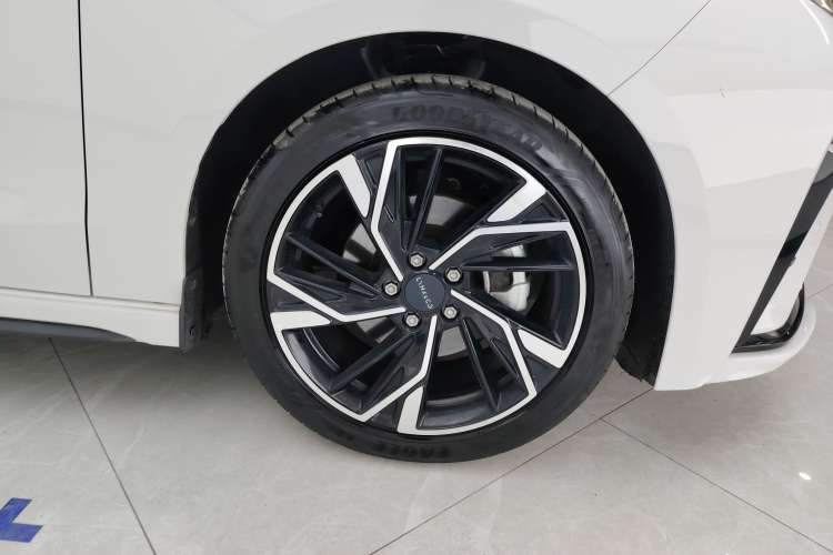 Used Lynk & Co 03 2023 2.0TD DCT JingPro
