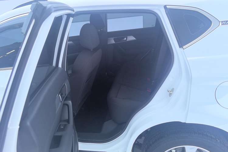 Used Haval H2 2018 1.5T Dual-Clutch Two-Wheel Drive Fashion Model China VI Standard
