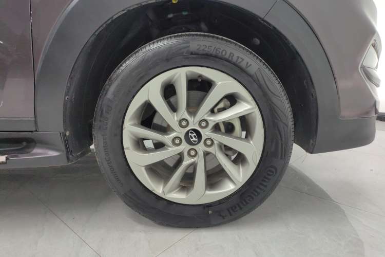 Used Hyundai Tucson 2015 1.6T Dual-Clutch Two-Wheel-Drive Smart Model
