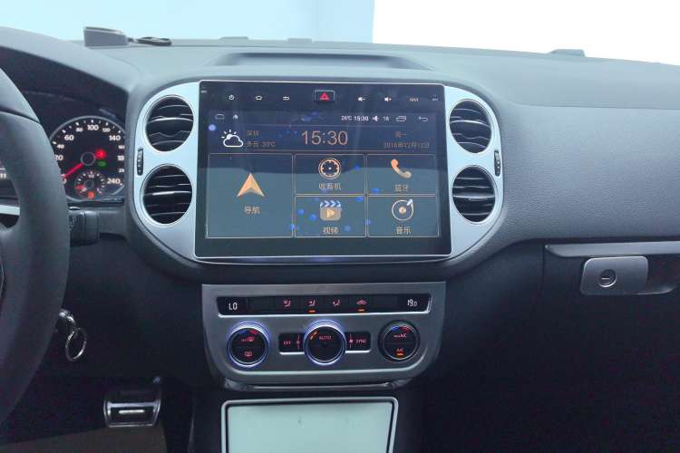 Used Volkswagen Tiguan 2016 300TSI Automatic All-Wheel Drive Fashion Vision Edition
