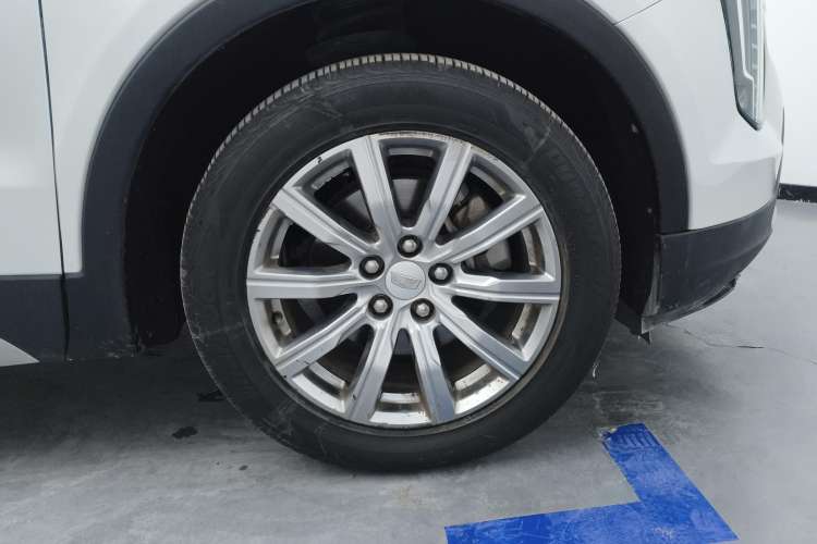 Used Cadillac XT4 2018 28T Two-Wheel Drive Leading Version
