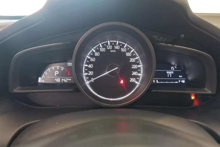 Used Mazda CX-4 2018 2.0L Automatic Two-Wheel Drive Blue Sky Premium Upgrade Version China VI Standard
