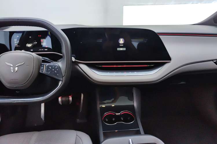 Used Hongqi EH7 2024 690 Pro
