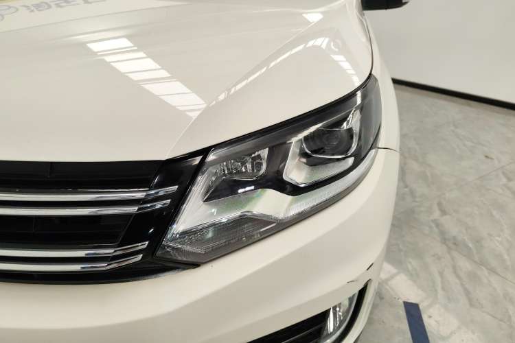 Used Volkswagen Tiguan 2015 1.8TSI Automatic Two-Wheel Drive Luxury Model
