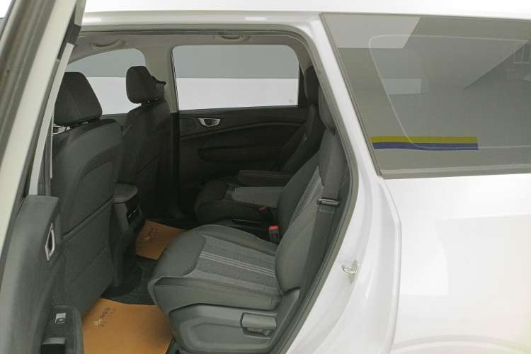 Used Wuling Jiachen 2022 1.5L Manual Enjoyment Elite Model