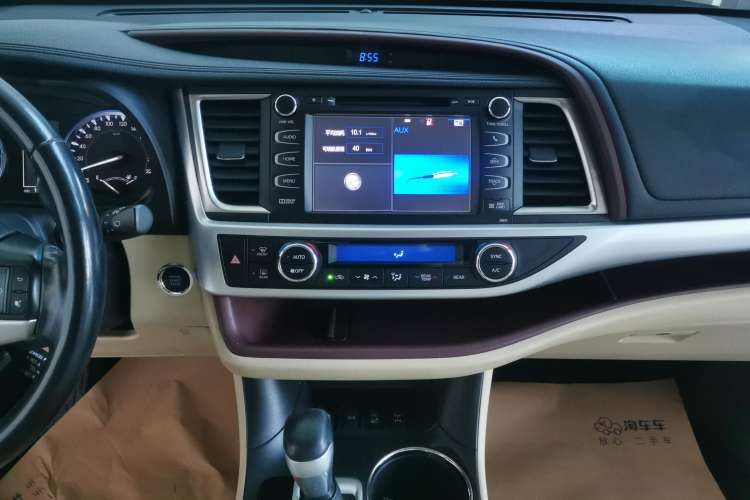 Used Toyota Highlander 2015 2.0T Four-Wheel Drive Luxury Navigation Version with 7 Seats
