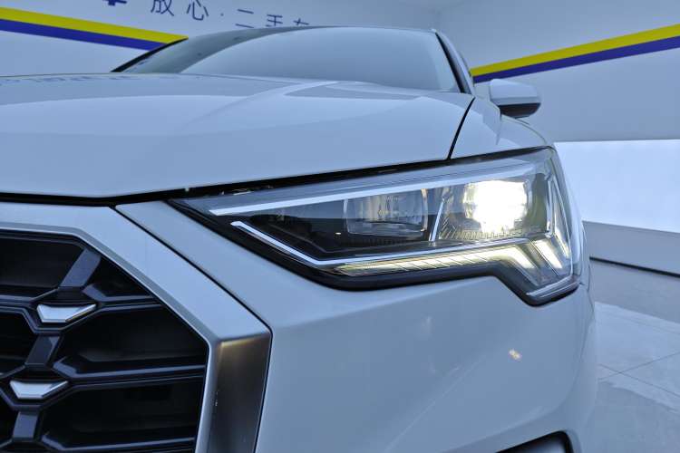 Used Audi Q3 2019 35 TFSI Advanced Dynamic Edition
