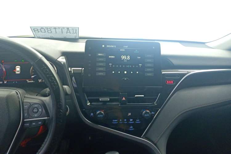 Used Toyota Camry 2021 2.5G Luxury Edition
