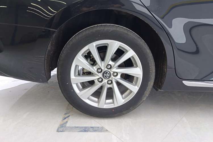 Used Toyota Camry 2023 2.0G Luxury Edition
