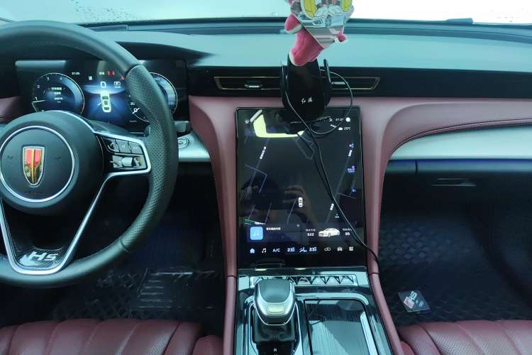 Used Hongqi H5 2024 2.0T Automatic Smart Connect Flagship Edition
