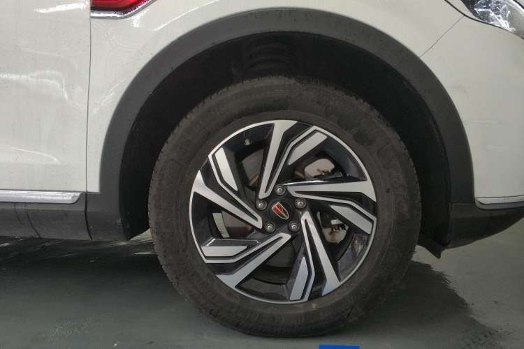 Used Hongqi HS5 2022 Revised Version 2.0T Smart Connect Flagship Edition
