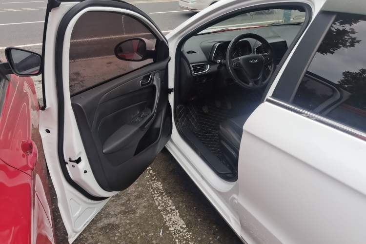 Used Chery Arrizo 5 2017 1.5L Manual Lingchao Edition
