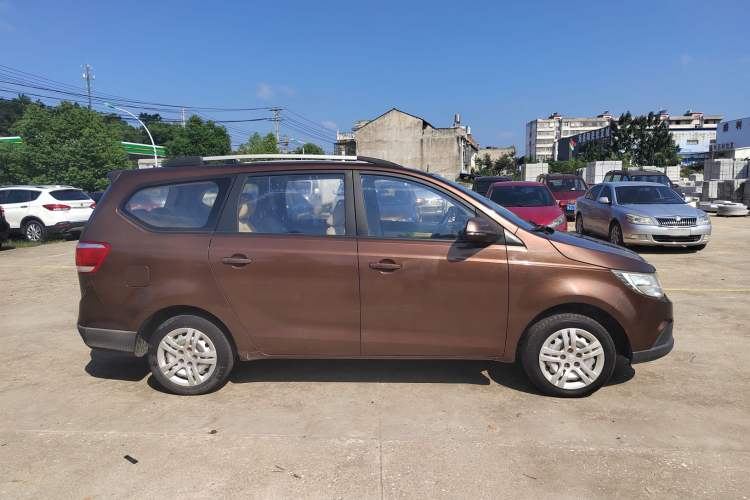 Used Baojun 730 2016 1.5L Manual Value Edition 7 Seats China V Emission Standard
