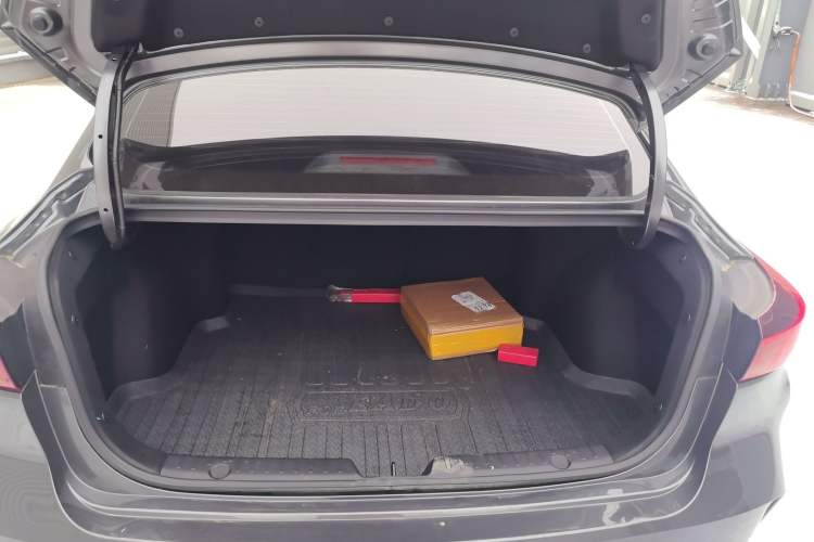 Used Changan Eado 2024 PLUS Blue Whale NE 1.4T GDI DCT High-Energy Edition
