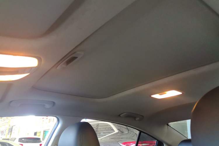 Used Hyundai Elantra 2016 1.6L Automatic ZhiXuan – Elite Version
