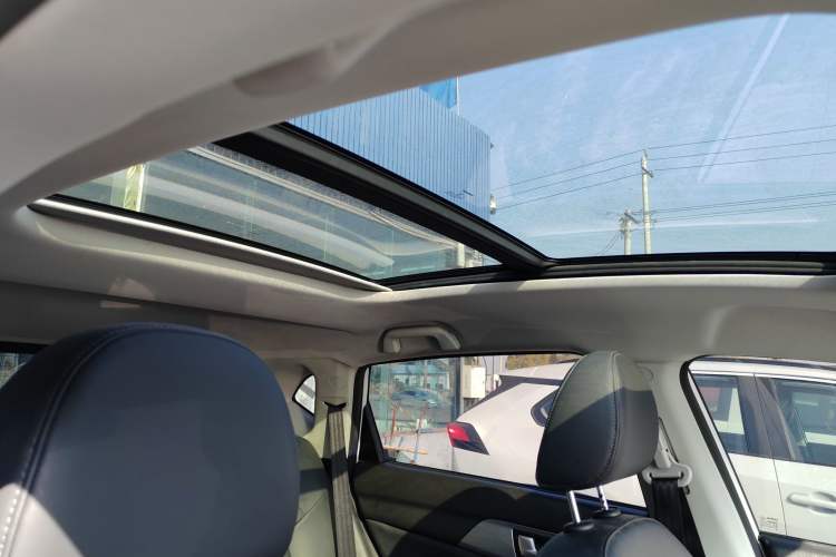 Used Haval H2 2018 Chuanxiang Edition Red Badge 1.5T Manual Two-Wheel Drive Fashionable Model
