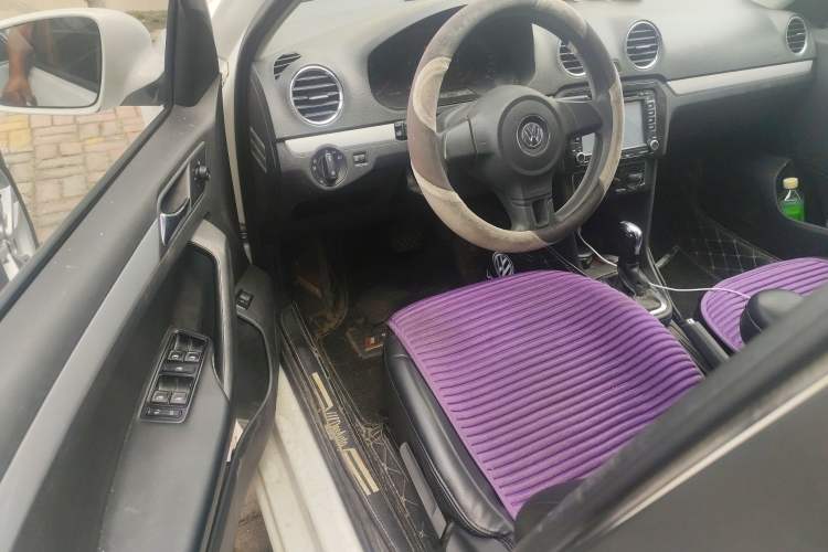 Used Volkswagen Jetta 2015 Value Edition 1.6L Automatic Comfort Version
