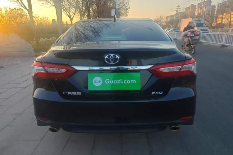 Used Toyota Camry 2021 2.5G Luxury Edition
