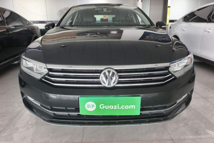 Used Volkswagen Magotan 2018 380TSI DSG Luxury Model
