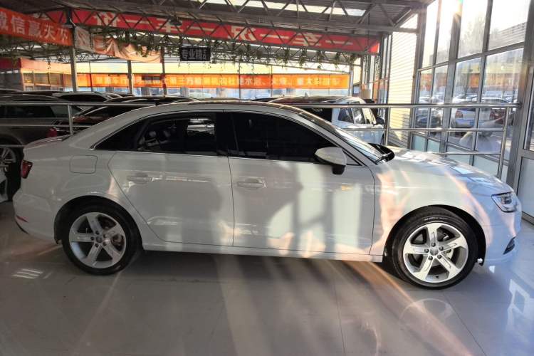 Used Audi A3 2020 Restyled Limousine 35 TFSI Ambition Version China VI
