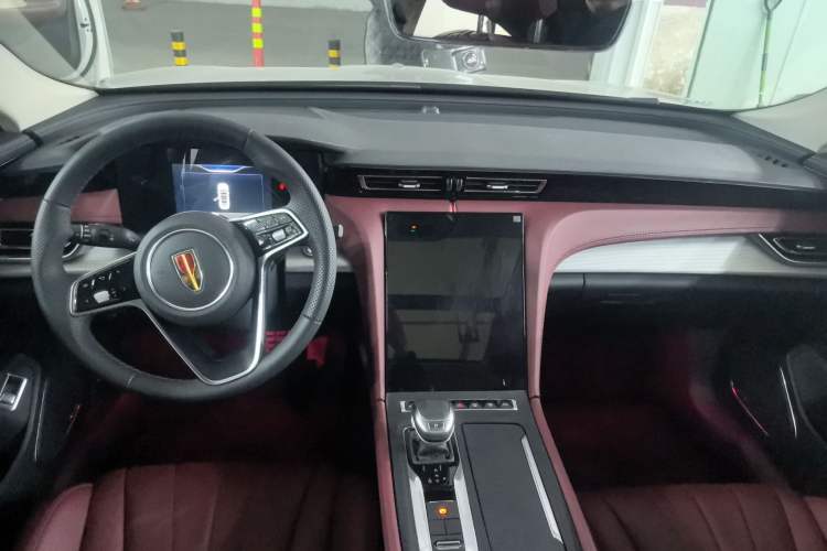 Used Hongqi H5 2023 2.0T Automatic Smart Connect Flagship Edition
