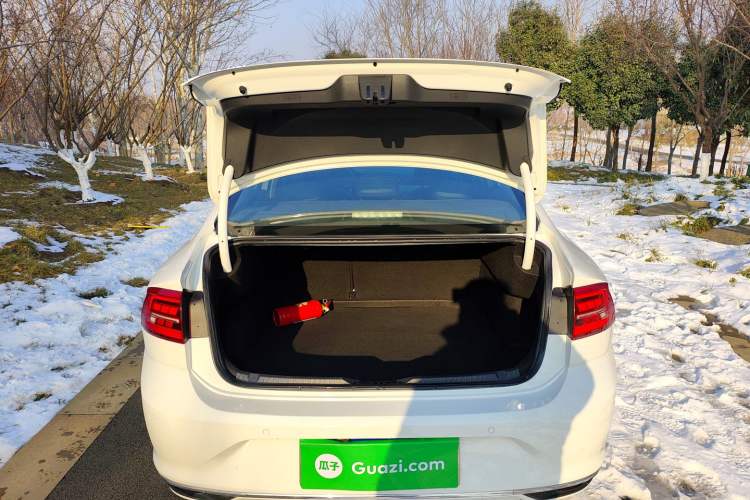 Used Volkswagen Lamando 2019 230TSI DSG Fashion Edition China VI