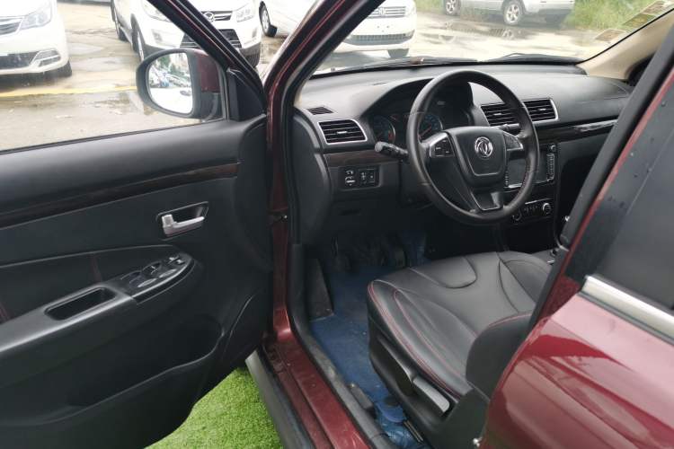 Used Dongfeng Fengon 370 2016 1.5L Manual Luxury 7-Seater