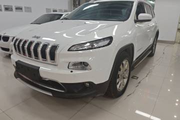 Used Jeep Cherokee 2016 2.4L Superior Edition