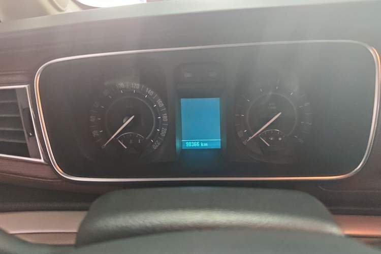 Used Buick GL8 2018 28T Luxury Model China VI Standard