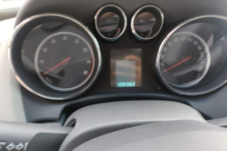 Used Buick GT 2014 XT 1.6L Manual Comfort Edition
