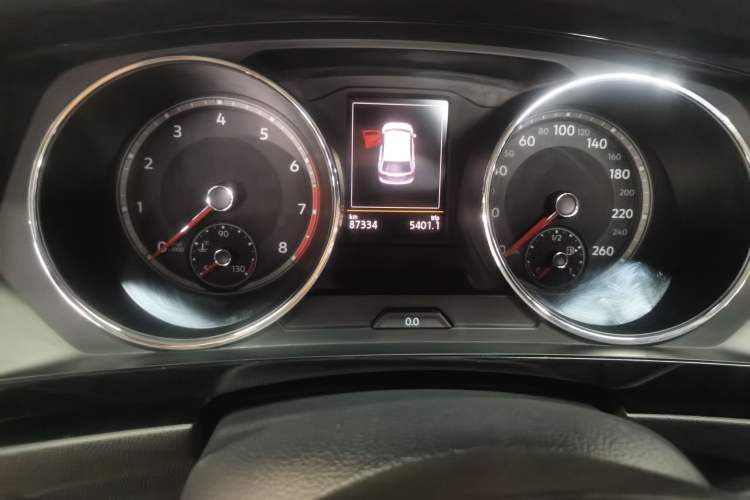 Used Volkswagen Tiguan L 2019 330TSI Automatic Two-Wheel Drive Panoramic Comfort Edition China V Standard
