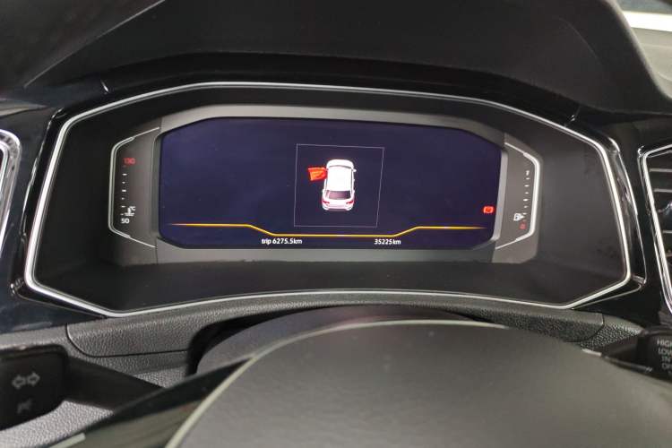 Used Volkswagen T-ROC 2020 280TSI DSG Two-Wheel Drive Comfort Version
