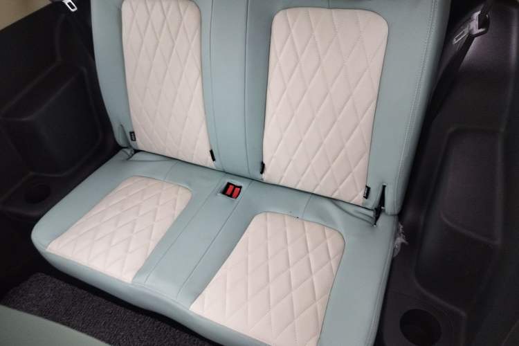 Used Brilliance Xinri i03 2021 318 km 31.45 kWh
