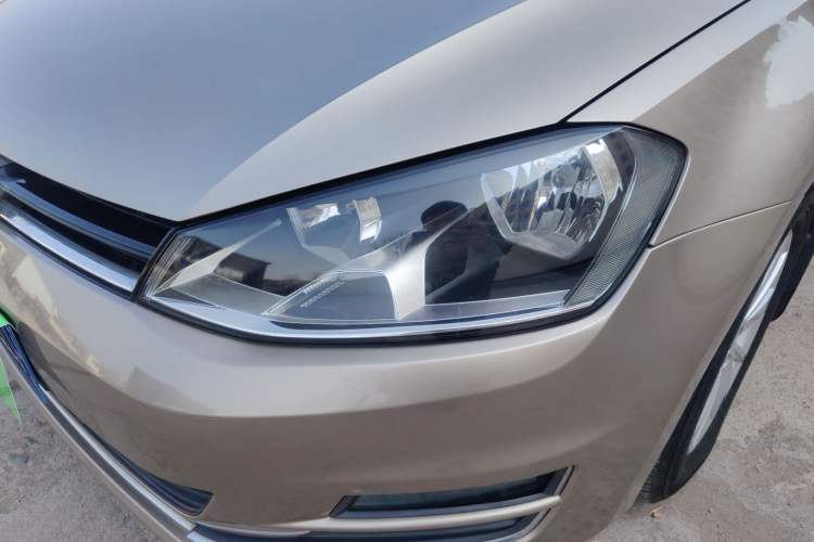 Used Volkswagen Golf 2016 1.6L Manual Fashion Edition