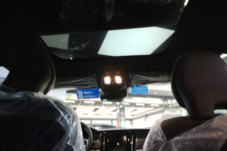 Used Volvo S90 2025 B5 Zhiyuan Luxury Edition
