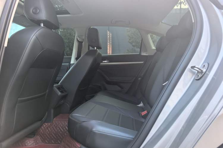 Used Volkswagen Lavida 2021 1.5L Automatic Comfort Edition
