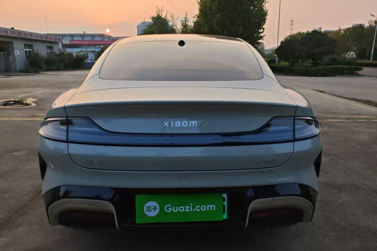 Used  SU7 2024 Rear-Drive Long-Range Intelligent Driving Version
