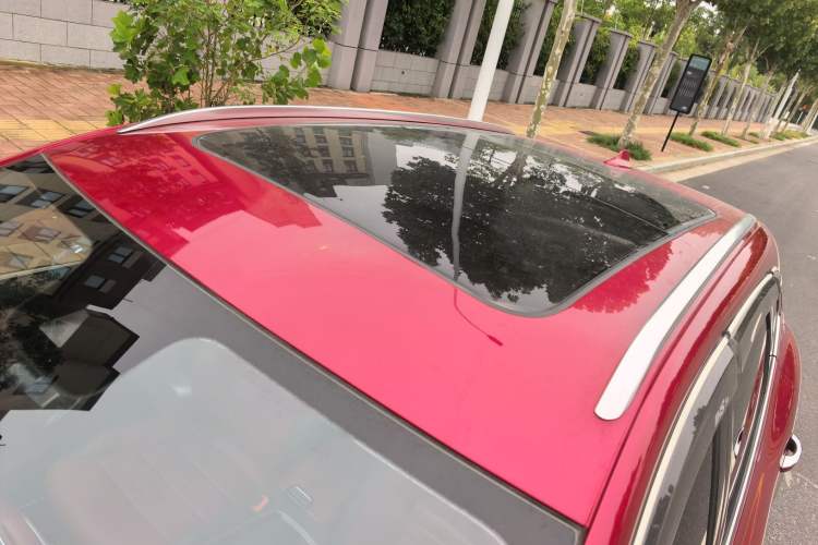 Used MG HS 2018 30T Automatic Two-Wheel Drive Trophy Edition—High-Octane V-Model
