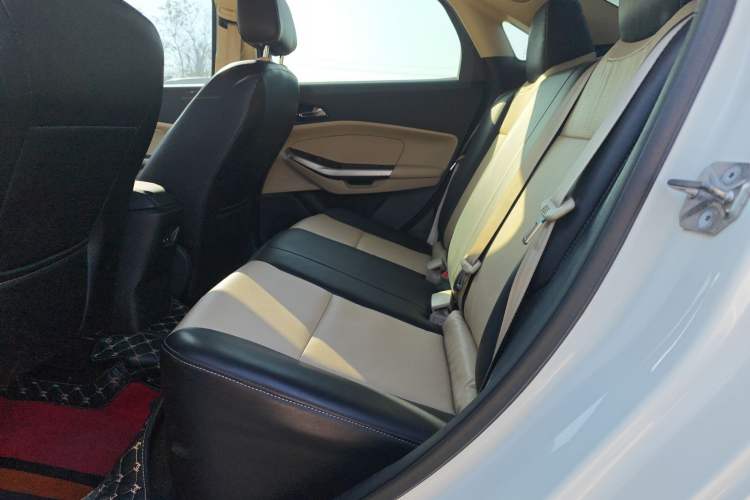 Used Ford Escort 2015 1.5L Automatic Comfort Model
