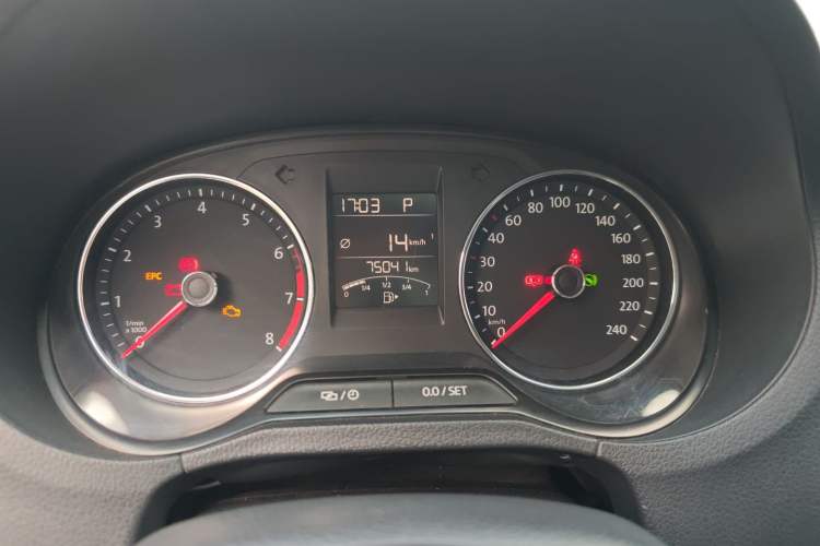 Used Volkswagen Polo 2016 1.6L Automatic Comfort Model
