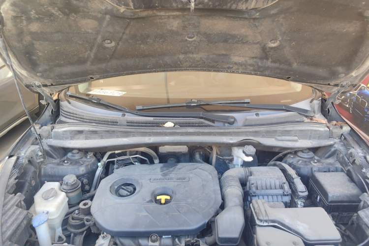 Used Hyundai ix35 2015 2.0L Automatic 2WD Smart Type China IV
