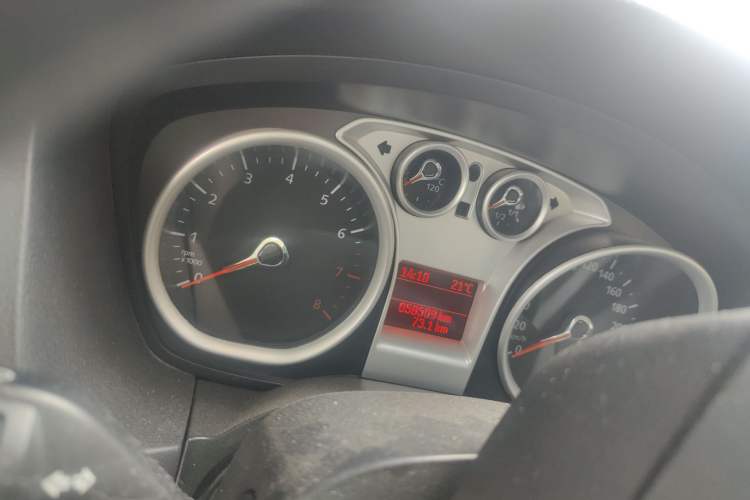 Used Ford Focus 2013 Hatchback Classic 1.8L Manual Base Model
