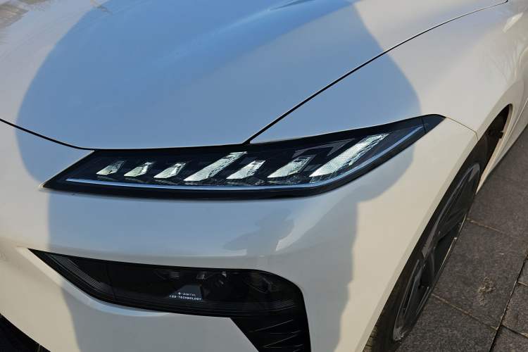 Used  eπ007 2024 200Pro Range-Extended Version
