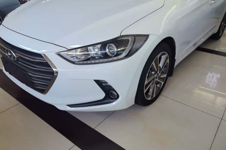 Used Hyundai Elantra 2016 1.6L Automatic ZhiXuan – Elite Version
