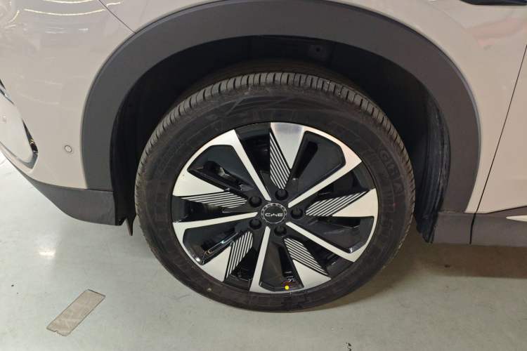 Used BYD Song PLUS New Energy 2025 DM-i Smart Drive 112KM Prestige Model
