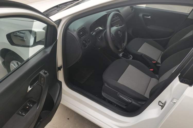 Used Volkswagen Polo 2018 1.5L Automatic Advanced Driving Model
