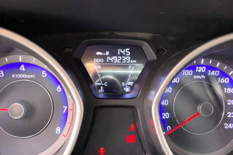 Used Hyundai Elantra 2012 1.6L Manual Fashion Edition
