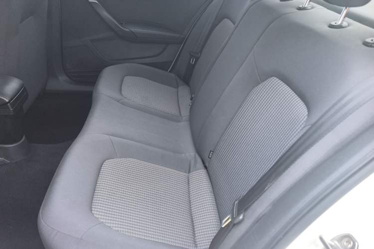 Used Volkswagen Santana 2016 1.6L Automatic Fashion Edition
