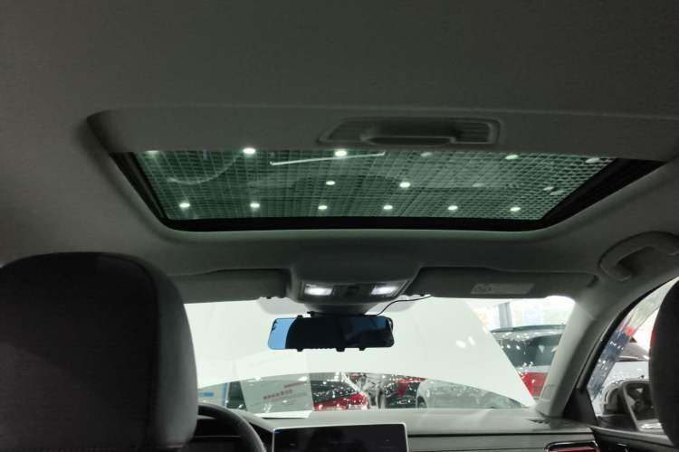 Used Volkswagen Lavida 2024 300TSI DSG Starry Sky Deluxe Edition
