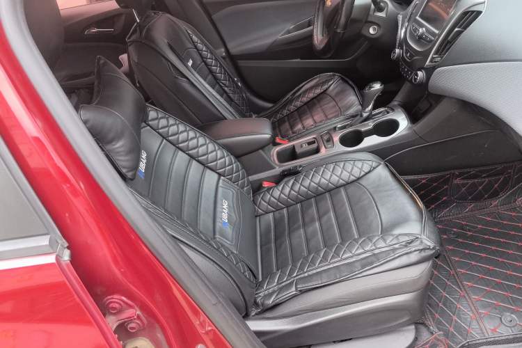 Used Chevrolet Cruze 2018 320 Automatic Pioneer Sunroof Edition
